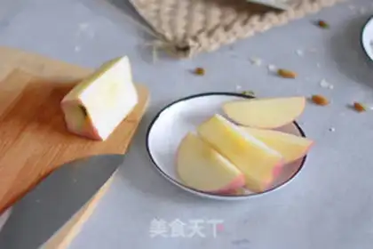 Make Apple oatmeal step 1