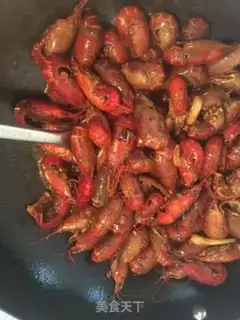 Make Spicy lobster step 8