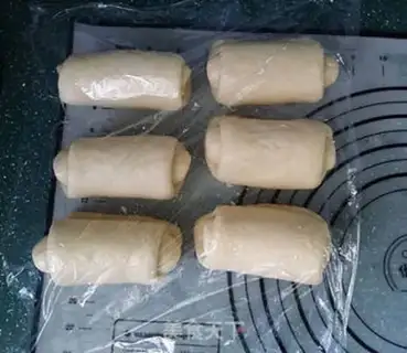 Make Japanese sweet bread step 10
