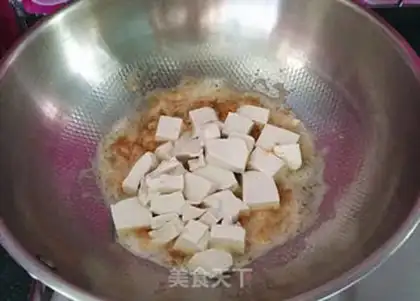 Make Krabs, beans, tomatoes step 6