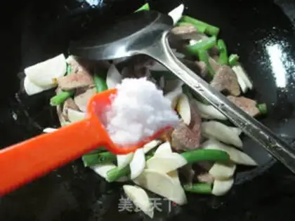 Make Peaches are white and fried step 11
