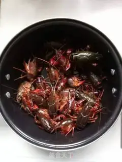 Make Spicy lobster step 0