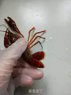 Make Spicy lobster step 1