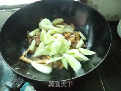 Make cucumber meat step 6