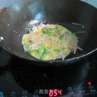 Make Potato-head fried eggs step 6