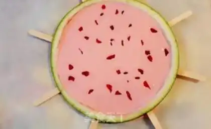 Make Watermelon popsicles step 18