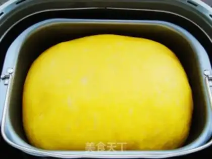 Make Pumpkin sesame rolls step 5