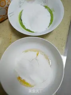 Make A spinach whirlwind roll step 2