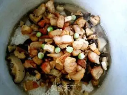 Make Seafood mushroom rice step 3