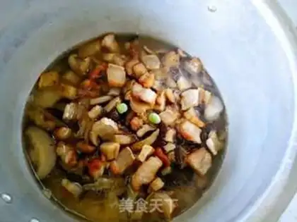 Make Seafood mushroom rice step 4