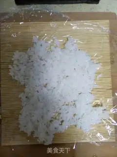 Make Sushi with spinach step 7
