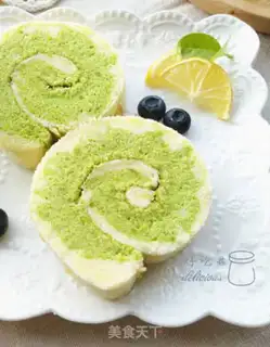 Make A spinach whirlwind roll step 16
