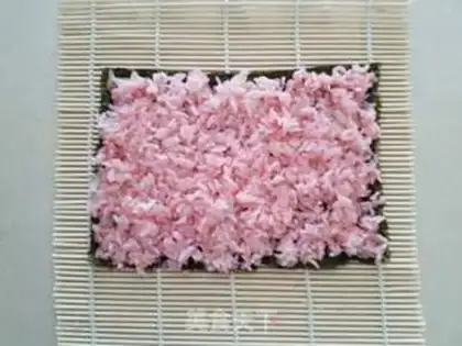 Make Sakura sushi step 5