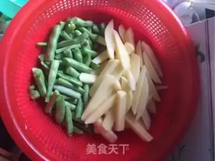 Make Dry bean bean potatoes step 1