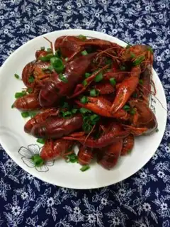 Make Garlic sauce pops the lobster step 5