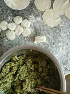 Make Orchid beef dumplings step 3
