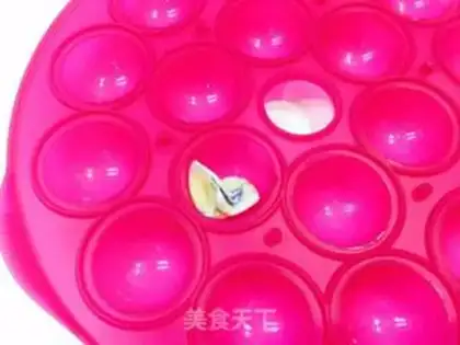 Make Lollipop cake step 1