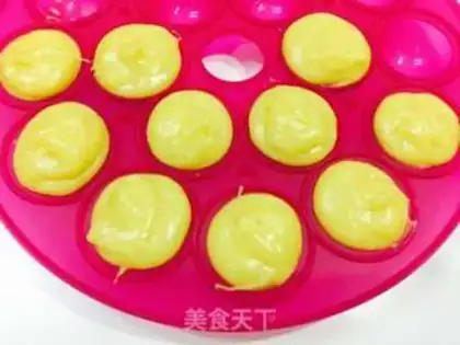 Make Lollipop cake step 11