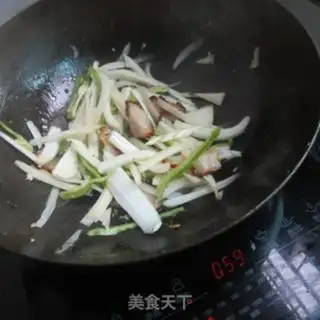 Make Pyramid tofu step 3