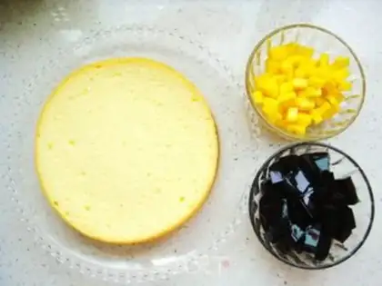 Make Mango yogurt mousse cake step 1