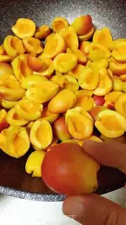 Make Apricot step 4