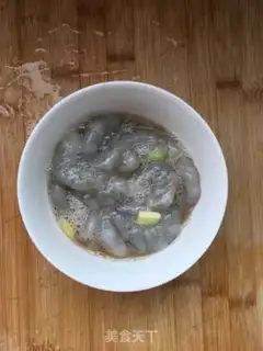 Make pineapple shrimp step 1