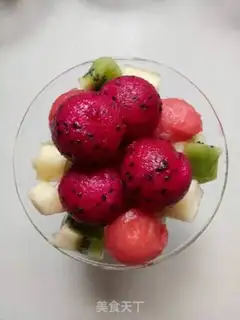Make A sour yogurt salad step 4