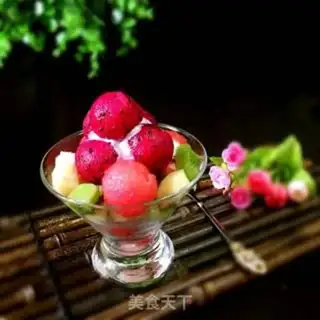 Make A sour yogurt salad step 5