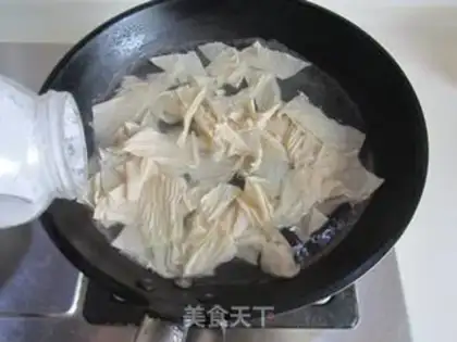 Make Soybeans and cabbage step 1