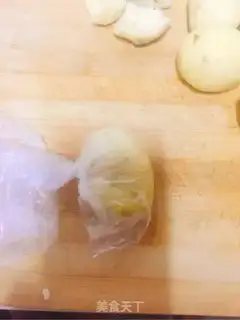 Make Crushing potatoes step 1