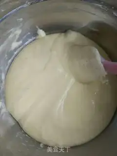 Make Full egg cupcakes step 5