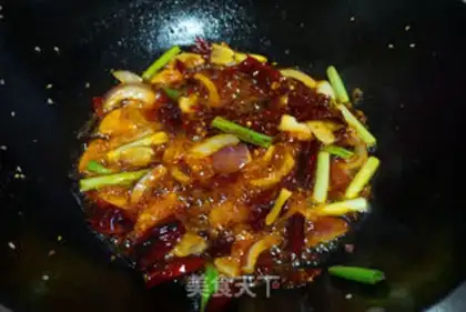 Make Spicy lobster step 1