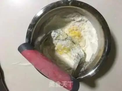 Make Almond raisins step 1