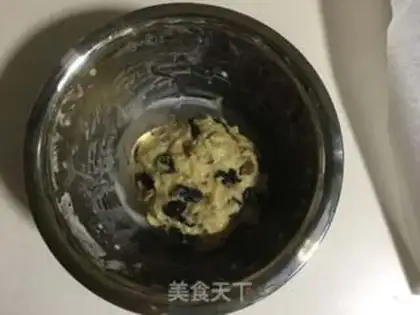 Make Almond raisins step 3