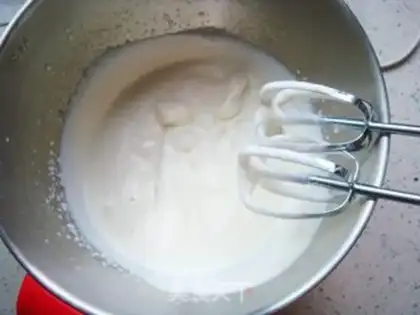 Make Yogurt mousse cake step 4