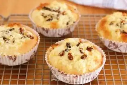Make raisin coconut bubble bread step 13