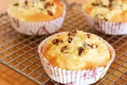 Make raisin coconut bubble bread step 14