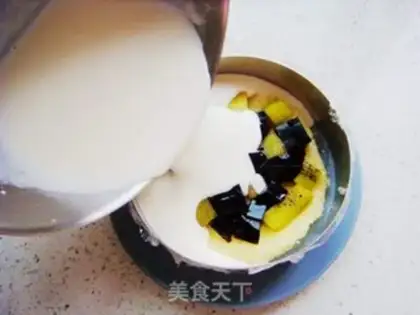 Make Yogurt mousse cake step 10