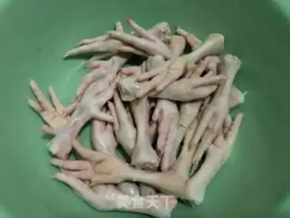 Make Homemade pepper claws step 0