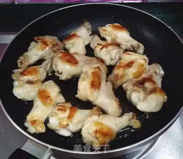 Make Monkey mushrooms with chicken wings step 6