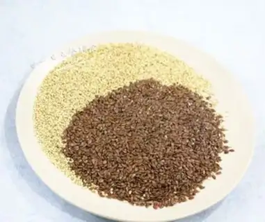 Make Pumpkin apple seed paste step 1
