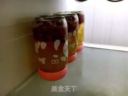 Make Rose vinegar step 9