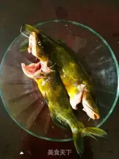 Make Dry-pot yellowfish step 1