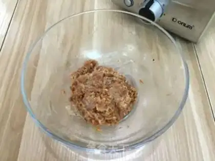 Make Lollipop sandwich step 4