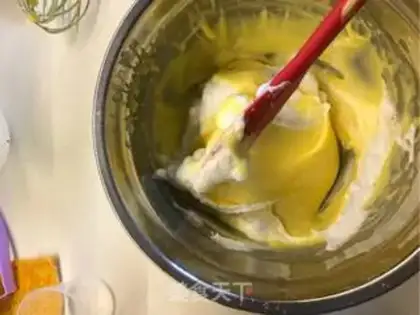 Make A non-failable twilight cake step 14