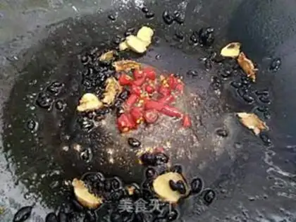 Make Shrimp with fragrance sauce step 1