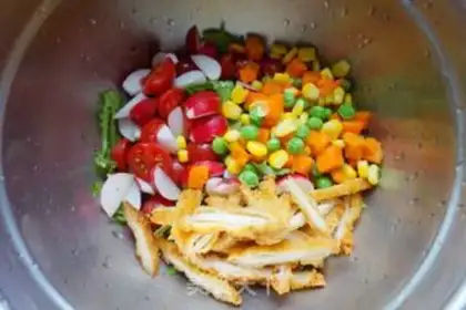 Make Egg and vegetable salad step 6