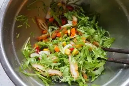 Make Egg and vegetable salad step 7