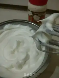 Make Red velvet bean cream cake step 2
