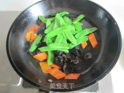 Make Wood carrots for Dutch beans step 6